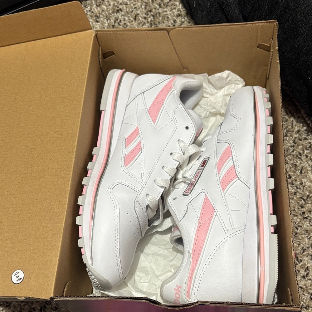 Reebok Women's Classic White and Pink Sneakers
